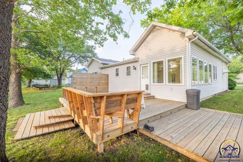 111 Merchant St, Hartford, KS, 66854-9765 | Card Image