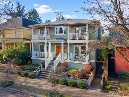e-2013 Ne 10th Ave, Portland, OR, 97212-4098 | Card Image