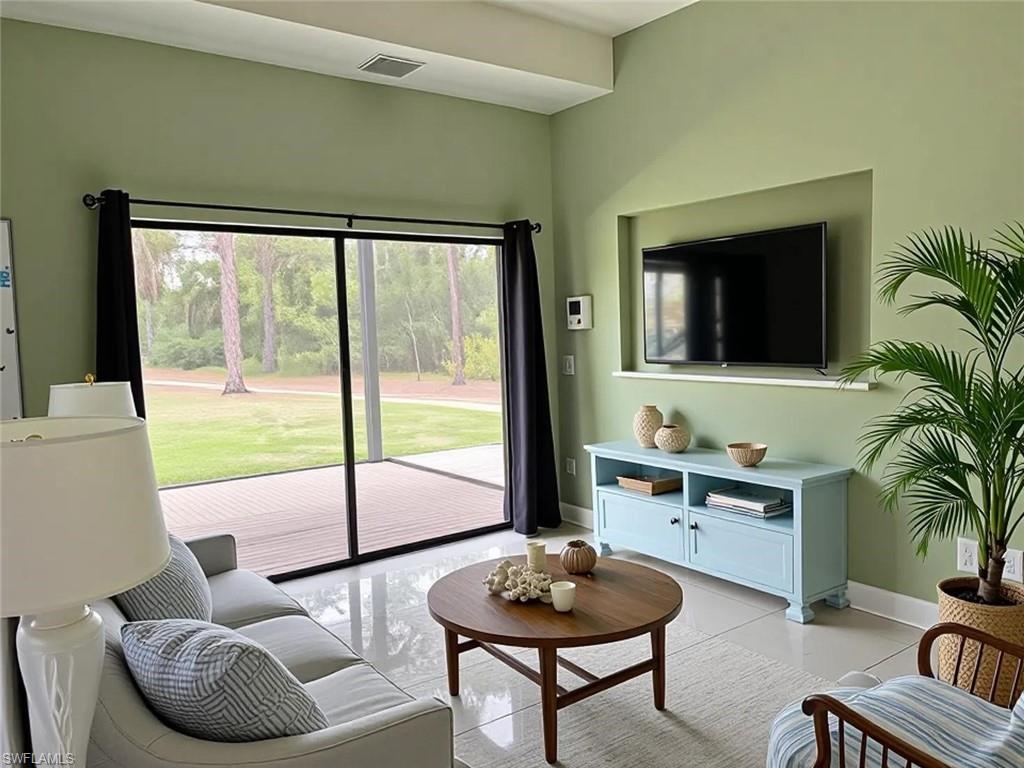 Residential in NAPLES 3