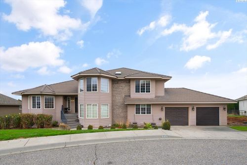 3406 W 42nd Ave, Kennewick, WA, 99337-2669 | Card Image