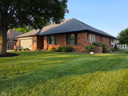 1201 Briarwood Dr, Brownsburg, IN, 46112-1853 | Card Image