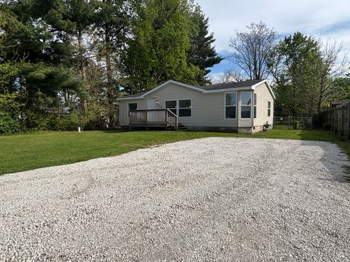 234 W Young St, Hanna, IN, 46340-9795 | Card Image