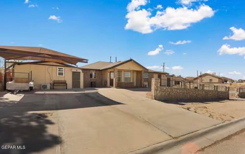 13550 Ackerman Dr, El Paso, TX, 79928-6026 | Card Image