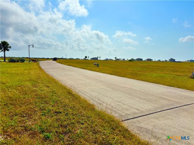 296 E Lago Loop Road, Home with 0 bedrooms, 0 bathrooms and null parking in Port O'Connor TX | Image 21