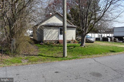501 Harrington Ave, CAMBRIDGE, MD, 21613-2947 | Card Image