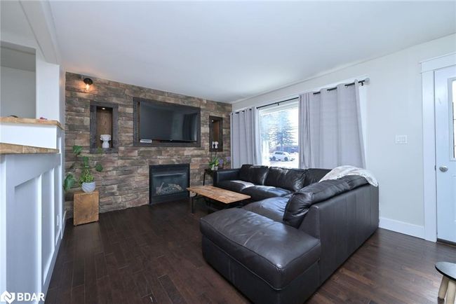 5653 Highway 12, House other with 2 bedrooms, 1 bathrooms and 9 parking in Ramara ON | Image 12