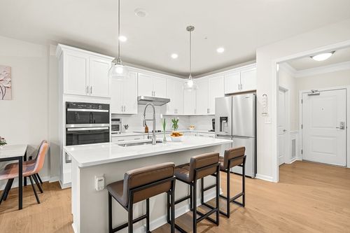103-300 Martins Lndg, North Reading, MA, 01864 | Card Image
