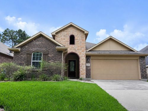 151 Forest Heights Ln, Montgomery, TX, 77316-2807 | Card Image