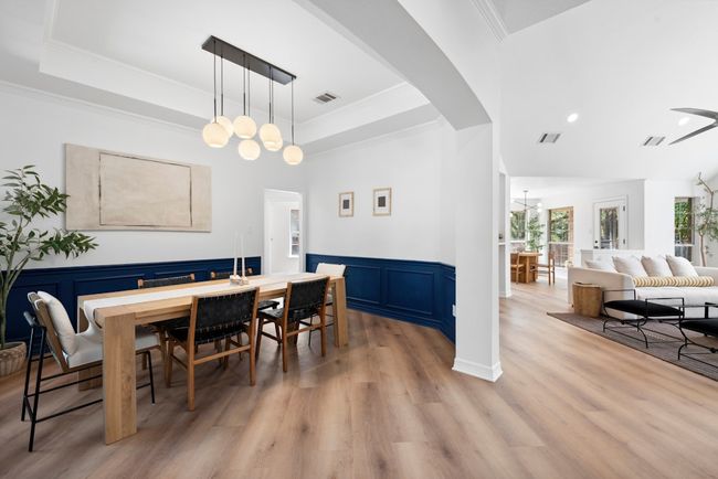 10021 Mirage Cv, House other with 4 bedrooms, 2 bathrooms and 4 parking in Austin TX | Image 7