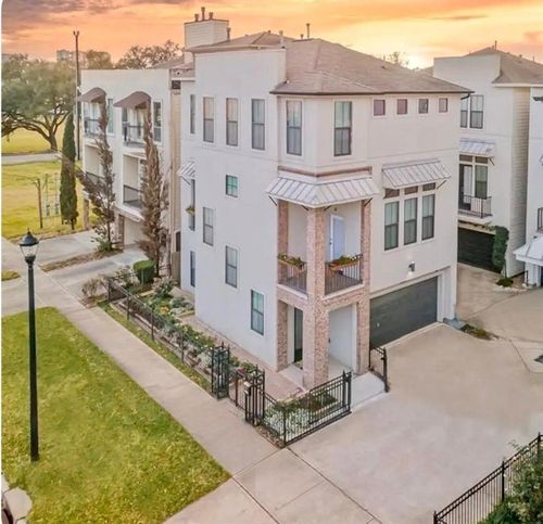 3610 Chenevert St, Houston, TX, 77004-4107 | Card Image