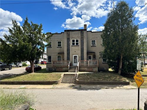 3716 Orchard St, Weirton, WV, 26062-4569 | Card Image