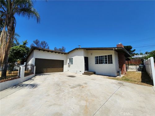 1301 Fremont St, Pomona, CA, 91766-5104 | Card Image