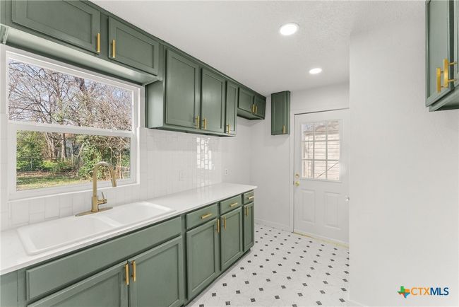 808 N 8 Th St, House other with 3 bedrooms, 1 bathrooms and null parking in Temple TX | Image 6