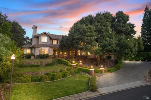 2054 Pinecrest Court, Vacaville, CA, 95688 | Card Image