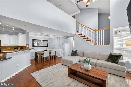 303-502 Sunset View Ter Se, LEESBURG, VA, 20175-6174 | Card Image