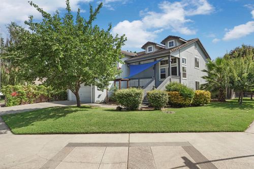 2142 Bluejay Way, Lodi, CA, 95240 | Card Image