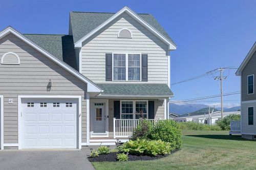18-41 Intervale Outlook Cir, Intervale, NH, 03845 | Card Image