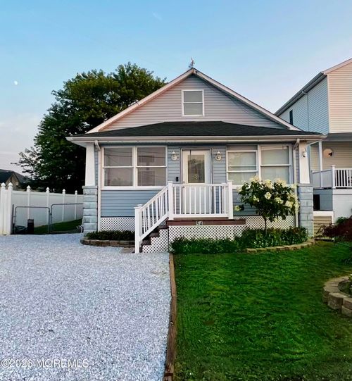 546 E Bayview Ave, Ocean Gate, NJ, 08740-1314 | Card Image