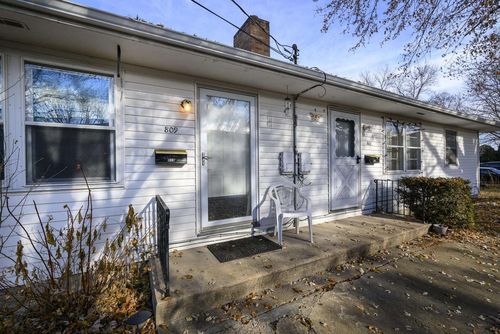 809-811 Fairmont Avenue, Madison, WI, 53714 | Card Image
