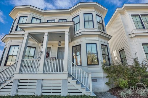 551 E Gwinnett St, Savannah, GA, 31401-5812 | Card Image