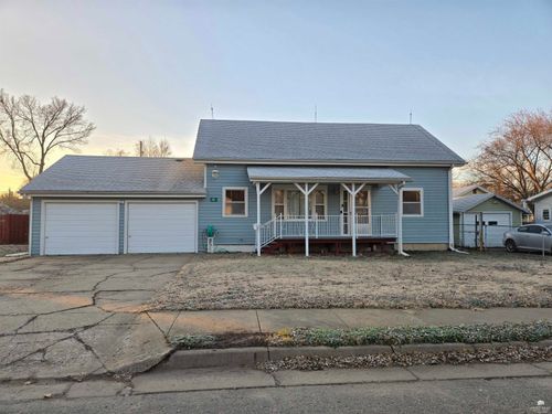 411 Nw 8th St, Abilene, KS, 67410-2321 | Card Image