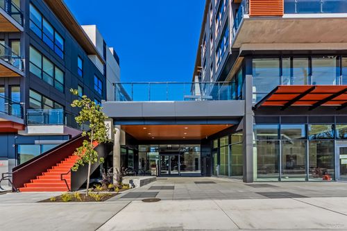 455-422 E 3rd St, North Vancouver, BC, V7L | Card Image