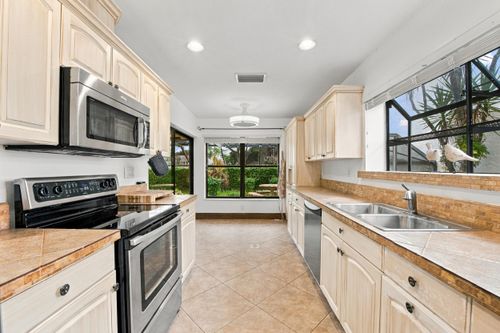 6755 Lago Vista Ter, Boca Raton, FL, 33433-2370 | Card Image