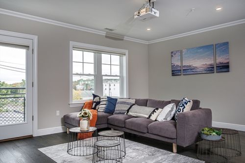 unit-203-175 North Ave, Wakefield, MA, 01880-3250 | Card Image