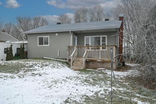 7510 Roger Stevens Dr, Smiths Falls, ON, K7A4X9 | Card Image