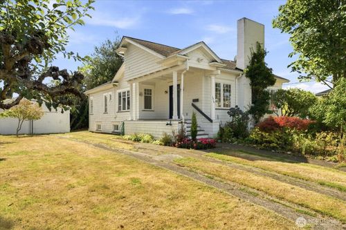 1519 9th St, Anacortes, WA, 98221-1915 | Card Image