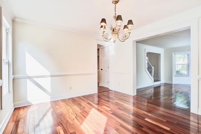 Formal Dining | Image 11