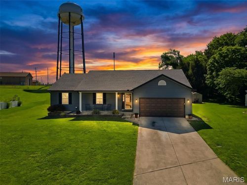 35 Winding Oaks Circle Dr, O Fallon, MO, 63366 | Card Image