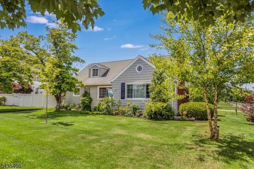 98 Totowa Rd, Totowa, NJ, 07512-2708 | Card Image