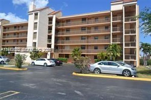 apt-507-10155 Nw 9th Street Cir, Miami, FL, 33172-3204 | Card Image