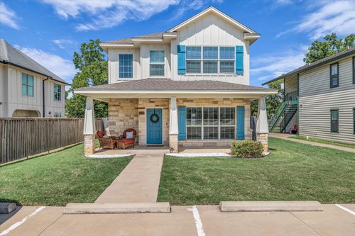 2225 S 2nd St, Waco, TX, 76706-6403 | Card Image