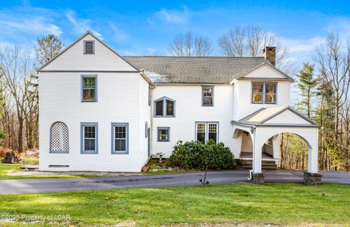 570 Oak Ln, Mountain Top, PA, 18707-1763 | Card Image