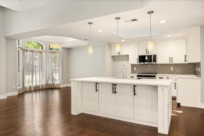 1413 Cat Mountain Trl, House other with 3 bedrooms, 2 bathrooms and null parking in Keller TX | Image 11
