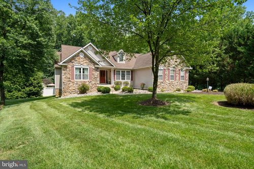 9555 Hawksbury Pl, La Plata, MD, 20646-6800 | Card Image