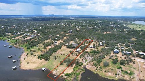 409 Lake View Dr, Spicewood, TX, 78669-4030 | Card Image