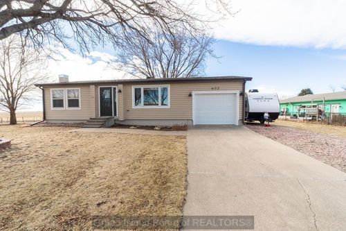 403 Pheasant Dr, Aurora, NE, 68818-2840 | Card Image