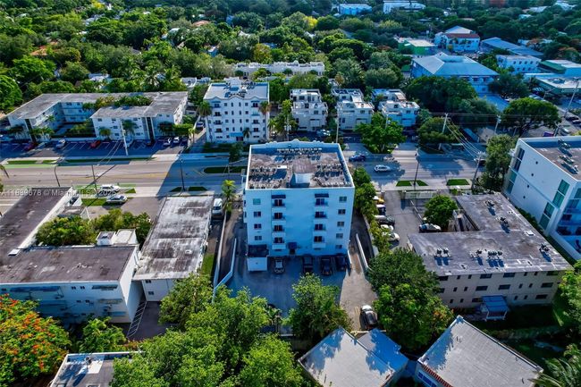 APT-402 - 3051 Sw 27 Th Ave, Condo with 1 bedrooms, 1 bathrooms and null parking in Miami FL | Image 30