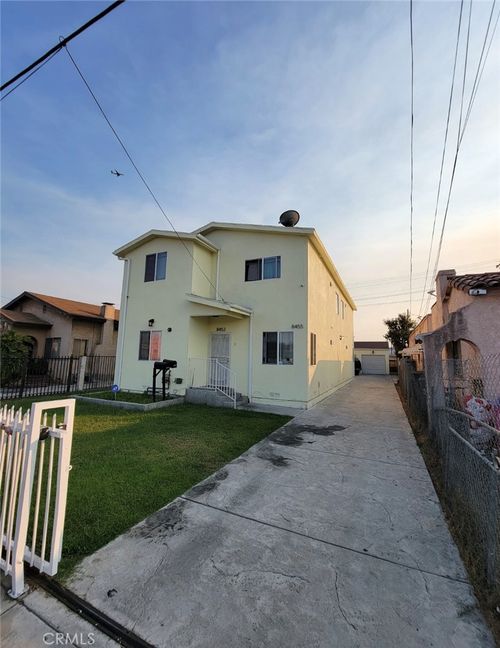 8455 Santa Fe Ave, Huntington Park, CA, 90255-6713 | Card Image