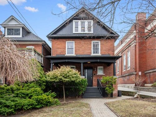 162 Medland St, Toronto, ON, M6P2N5 | Card Image