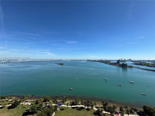 apt-2903-1800 N Bayshore Dr, Miami, FL, 33132-3230 | Card Image