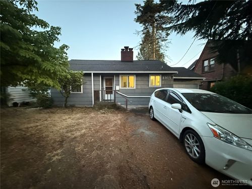3915 S Burns St, Seattle, WA, 98118-5229 | Card Image