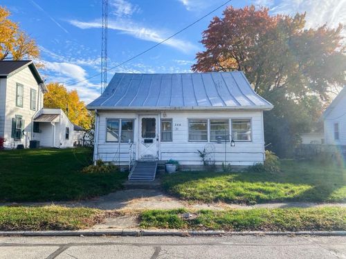 508 N West St, Winchester, IN, 47394-1128 | Card Image