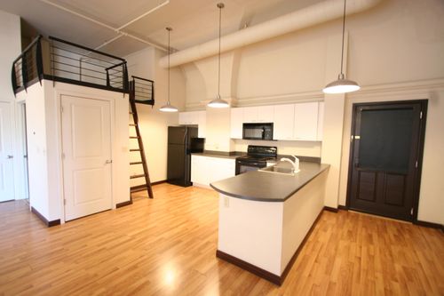 apt-309-301 Central Ave Ne, Albuquerque, NM, 87102-3890 | Card Image