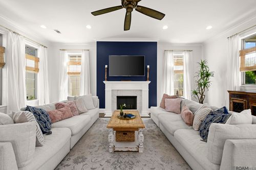 8323 Billiu St, Baton Rouge, LA, 70817-4018 | Card Image