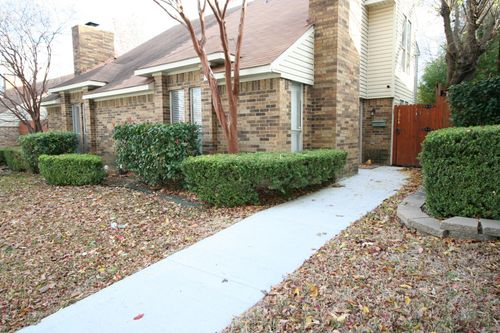 2064 Embassy Way, Carrollton, TX, 75006-1706 | Card Image