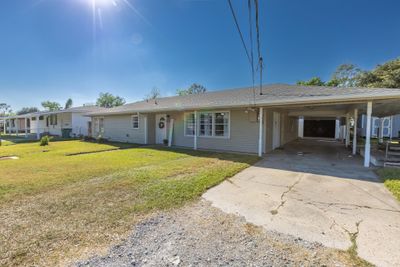 120 Bayou Vista Drive, House other with 4 bedrooms, 2 bathrooms and null parking in Thibodaux LA | Image 3